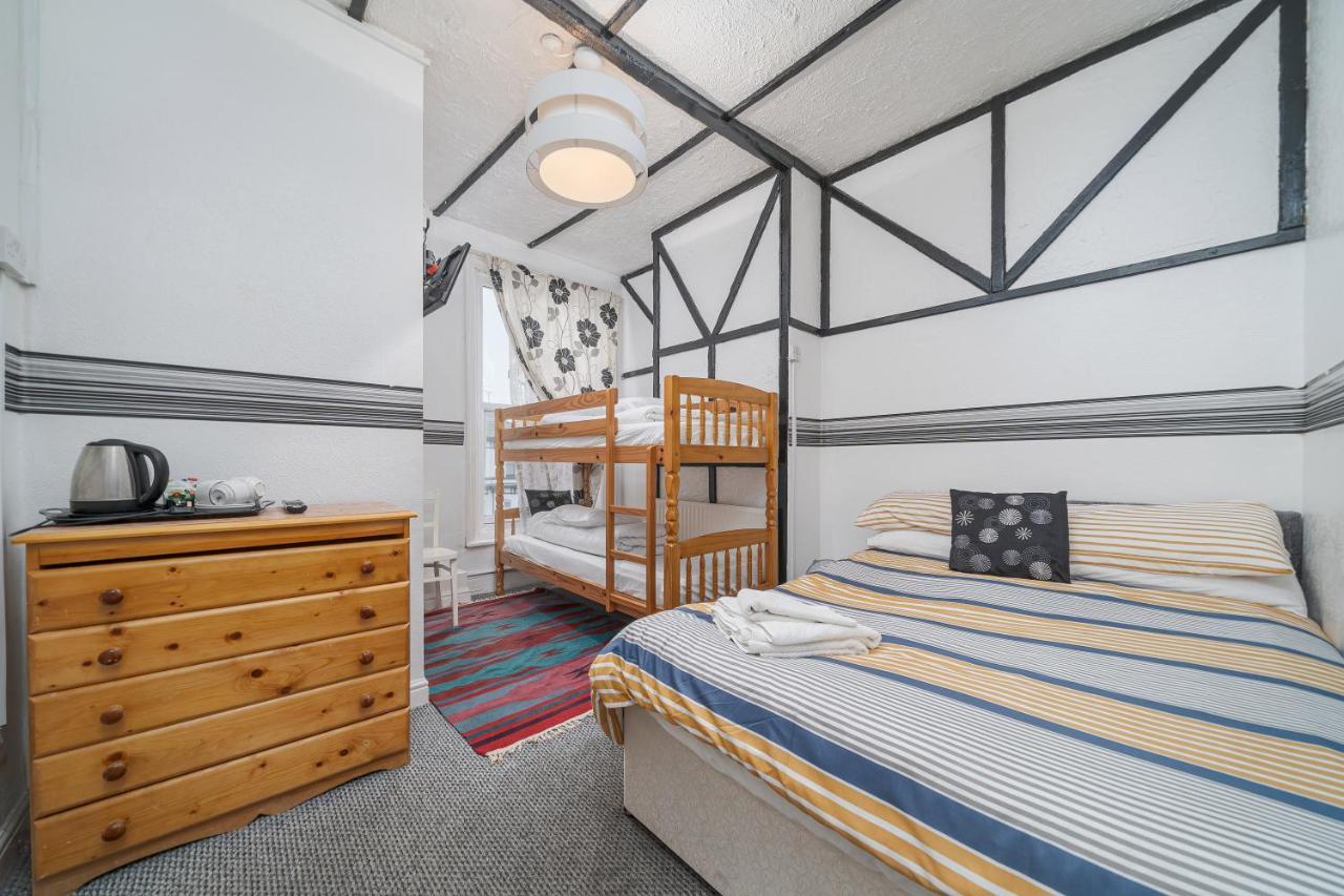 Deneside Guest House 블랙풀 외부 사진