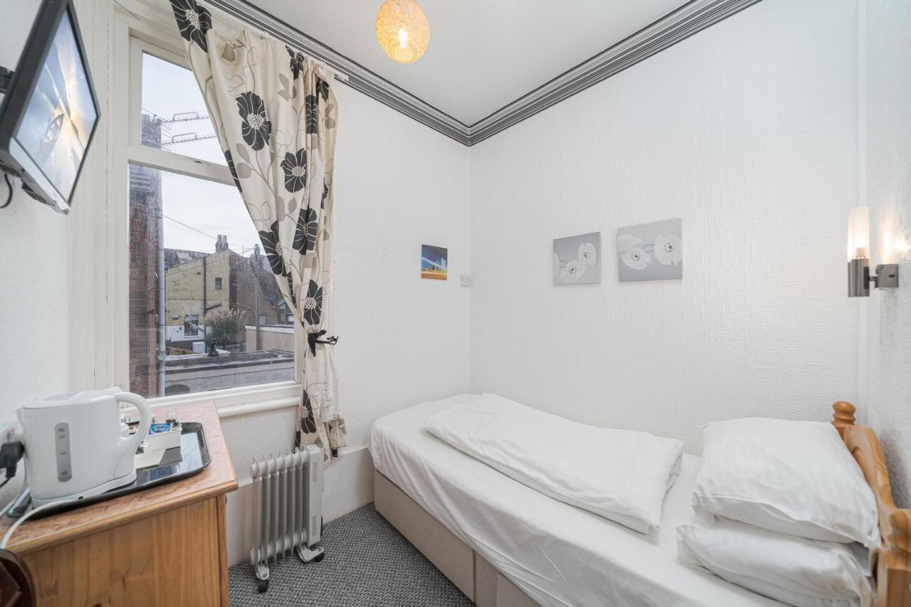 Deneside Guest House 블랙풀 외부 사진